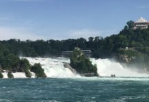 Rhine falls from the front